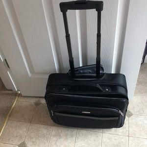 Briefcase with wheels & handle-Like new